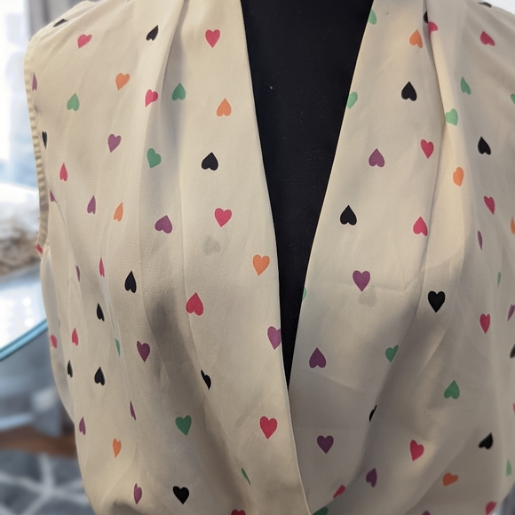 Hearts Blouse - Picture 2 of 6